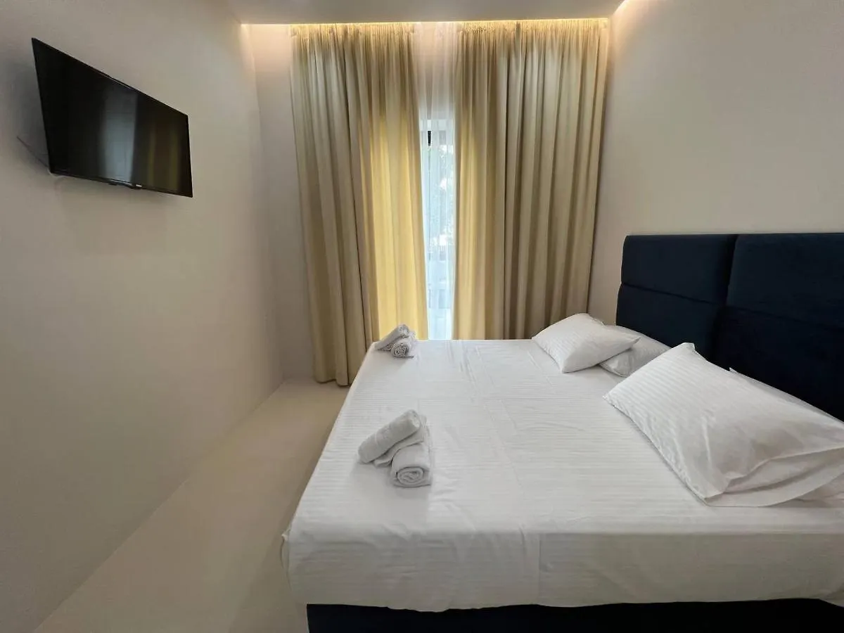 Mare Rooms Vlorë 0*,  Albanië