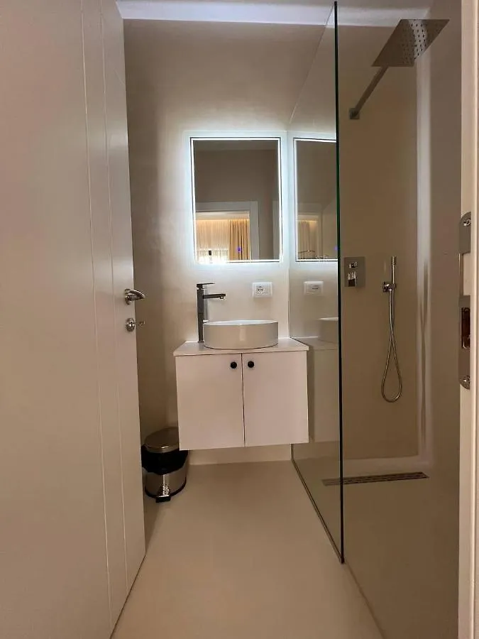 Mare Rooms Vlore Kanine Albania