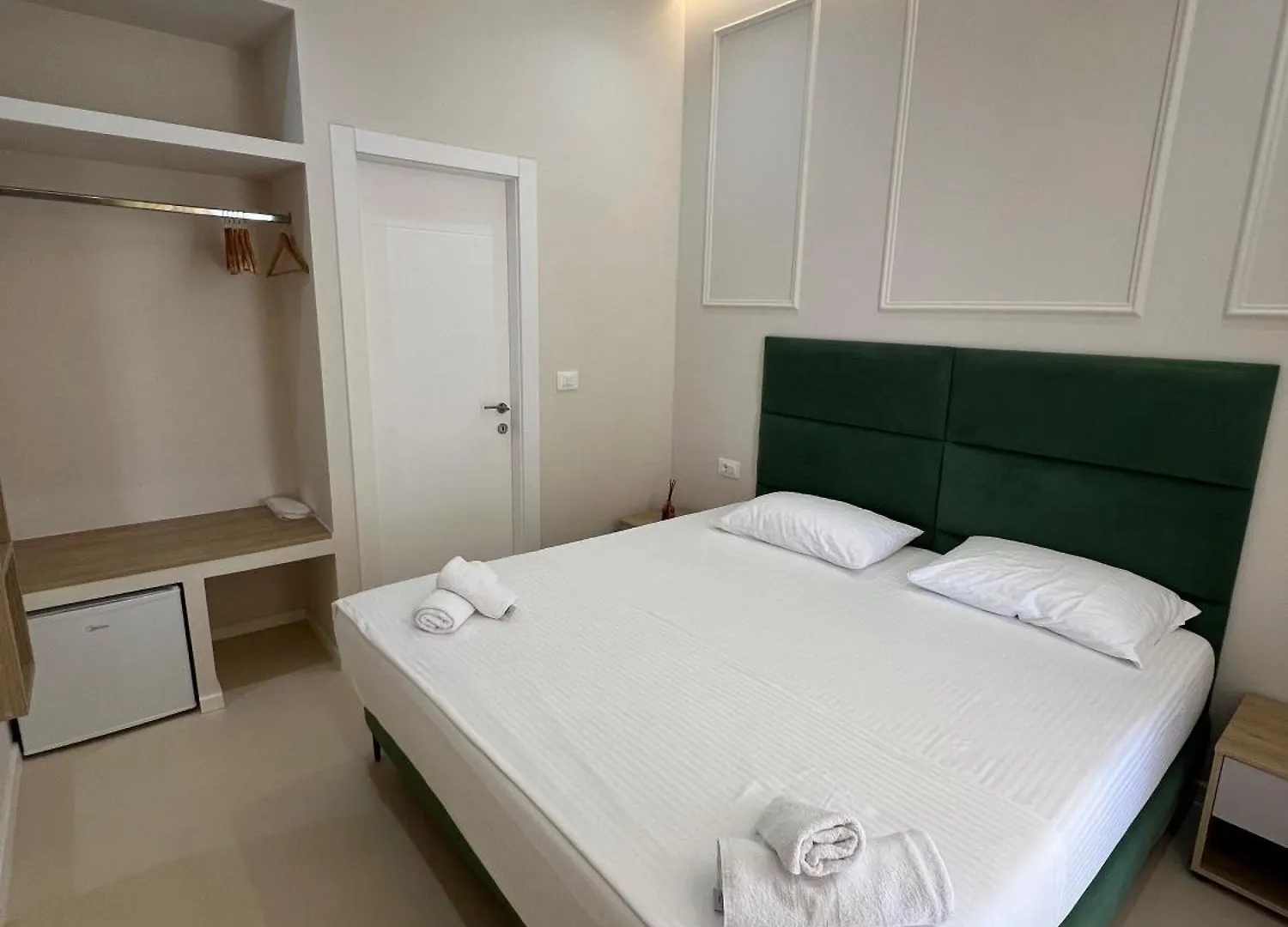 Mare Rooms Vlore Kanine
