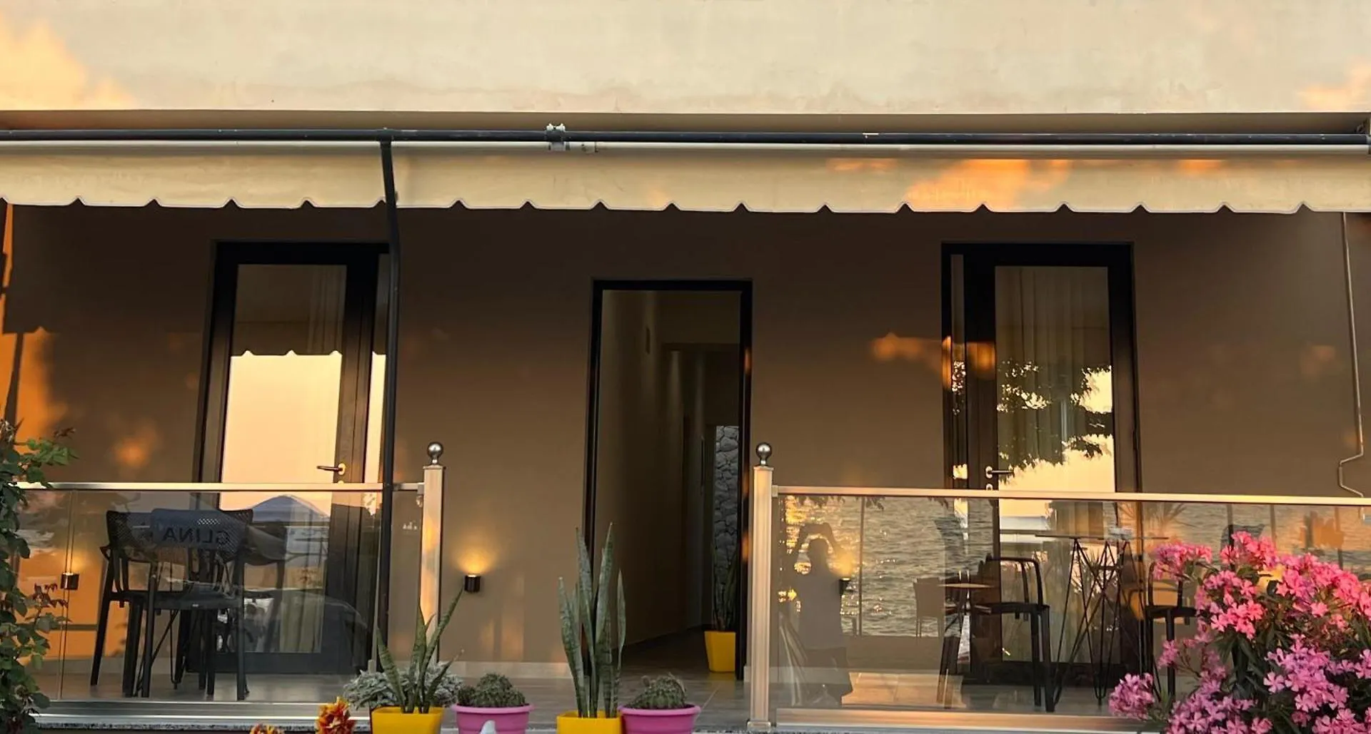 Mare Rooms Vlore Kanine 0*,  Albania